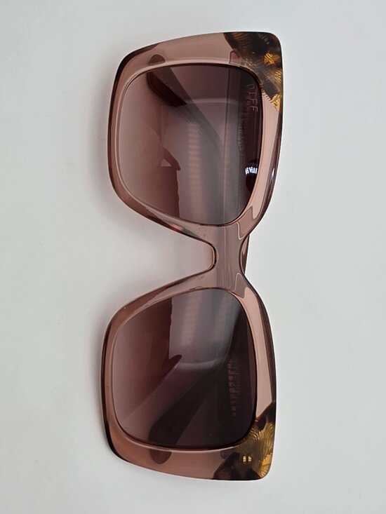 Diff Eyewear Lizzy Brown Crystal Tortoise Frame Brown Lens  display picture 2